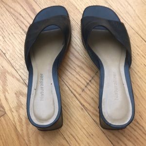 Naturalizer mules with padded foot bed- vintage.